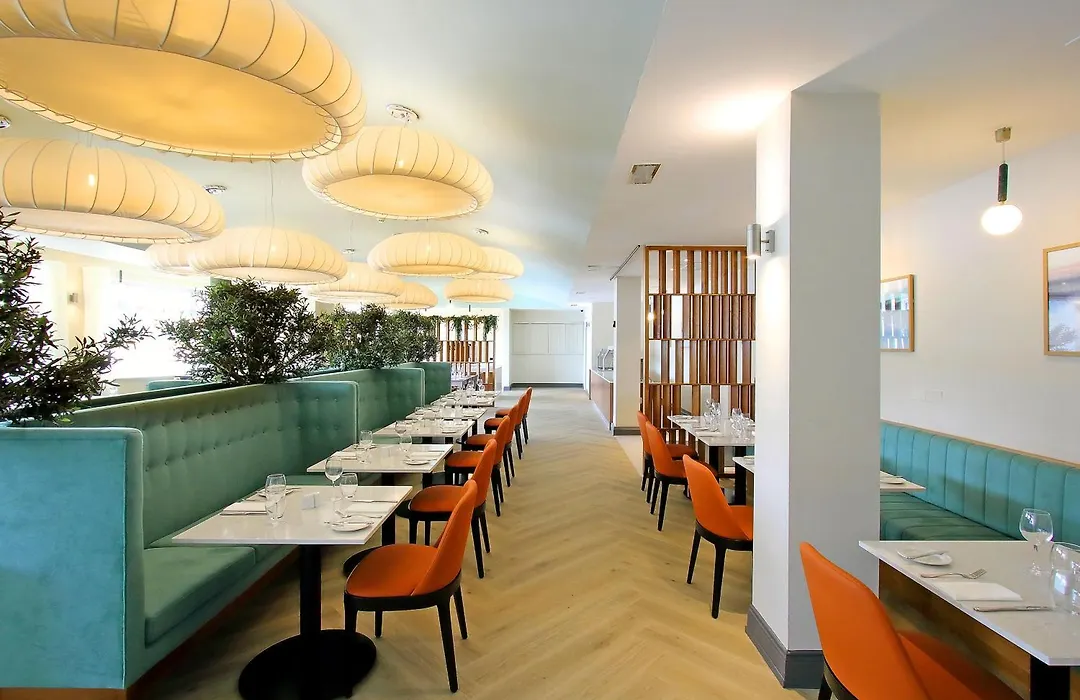 Waterford Marina Hotel-1