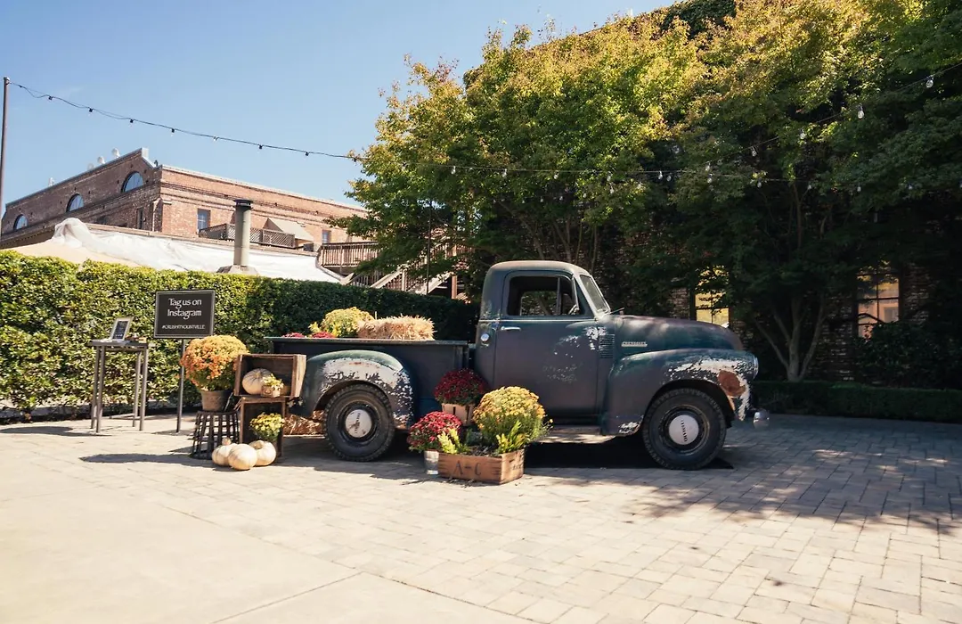 The Estate Yountville-1