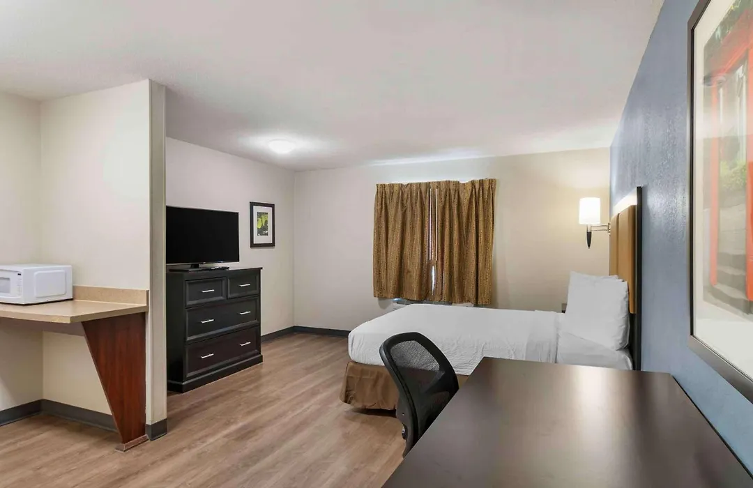 Extended Stay America Select Suites - St Louis - Earth City-1