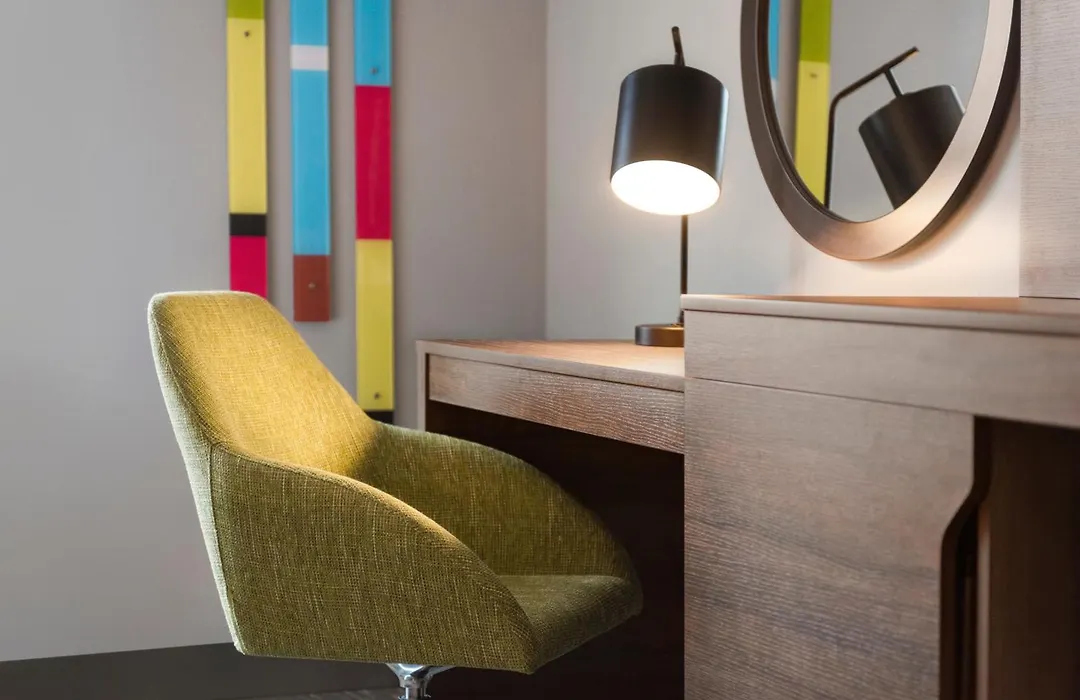 Hampton Inn & Suites Kelowna, British Columbia, Canada-1