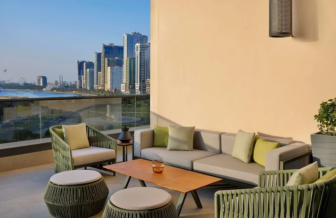 Doubletree By Hilton Sharjah Waterfront Hotel And Residences-1