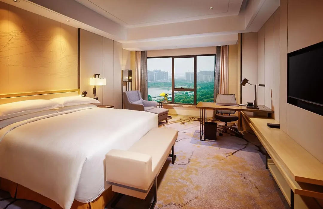 Hilton Suzhou-1