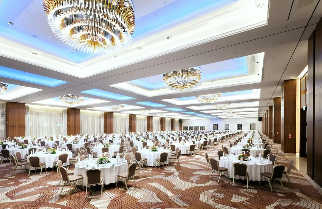 Doubletree By Hilton Hotel & Conference Centre Warsaw-1
