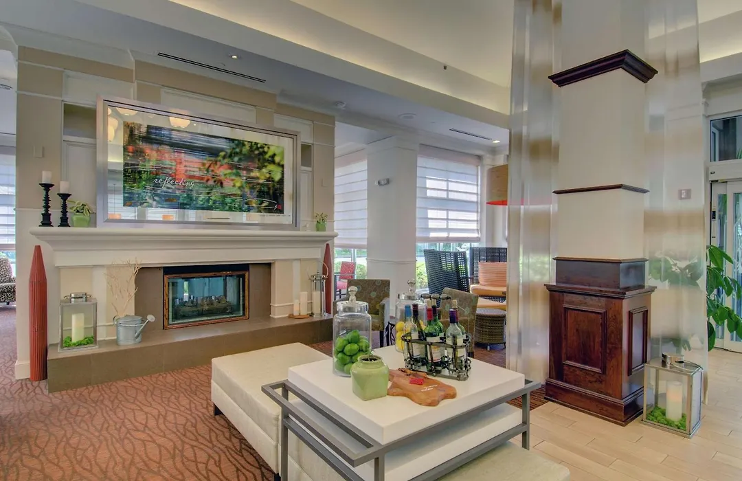 Hilton Garden Inn Norwalk-1