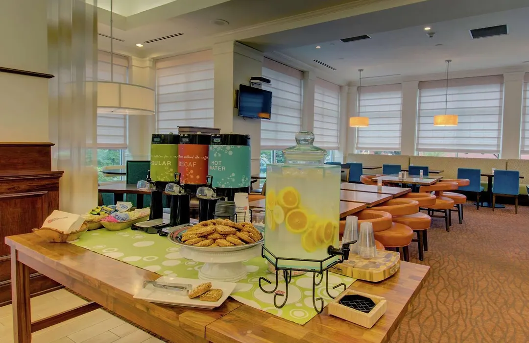 Hilton Garden Inn Norwalk-1