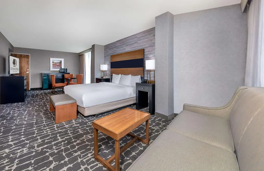Doubletree By Hilton Hotel Denver - Aurora-1