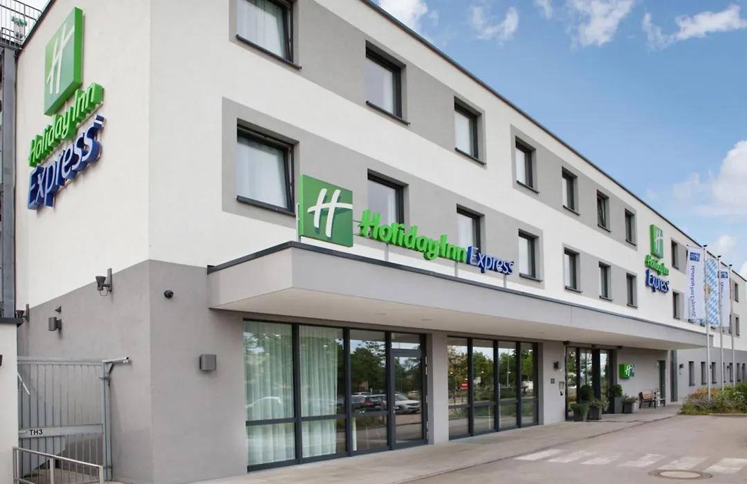 Holiday Inn Express Munich - Olympiapark By Ihg-1
