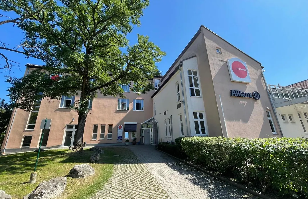 1, 2, sleep Boardinghouse Unterschleißheim Zentrum-1