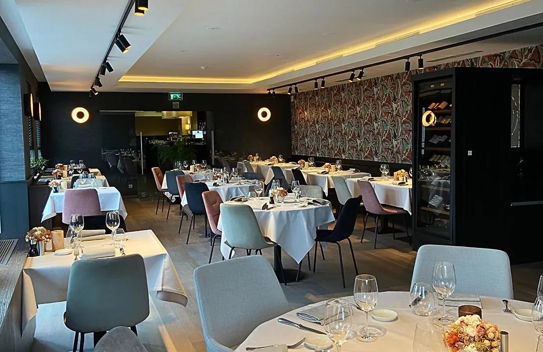 Biznis Hotel-1