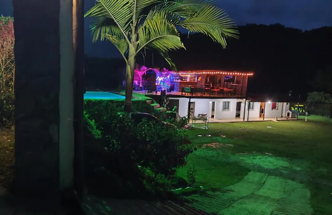 Septimo Cielo Tiny Homes-1