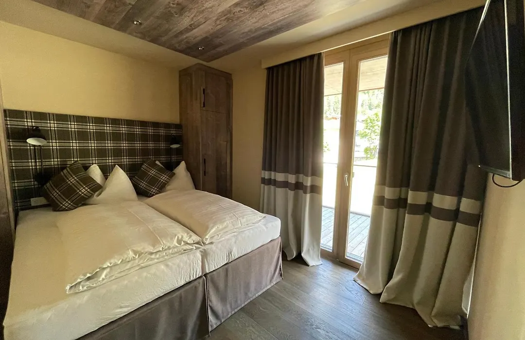 Mountain Spa Residences-1