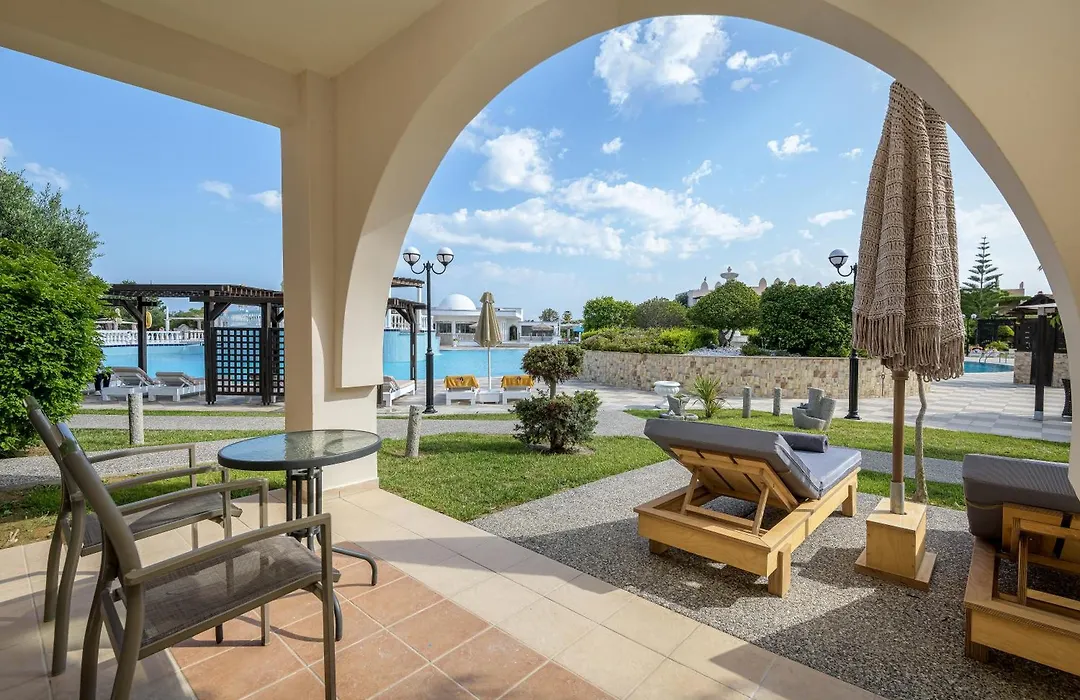 Gaia Palace-1