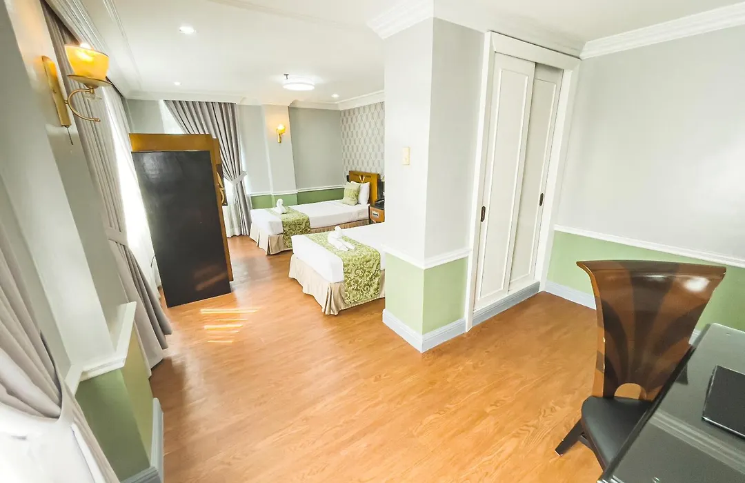 Miramar Hotel-1