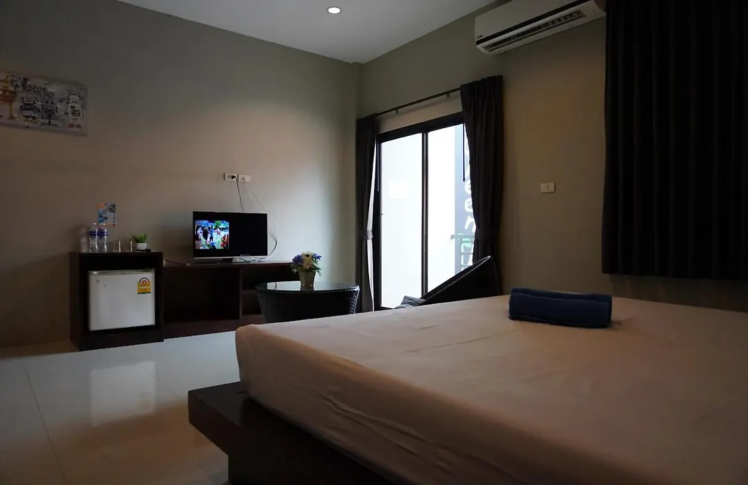 Green Leaf Hostel-1
