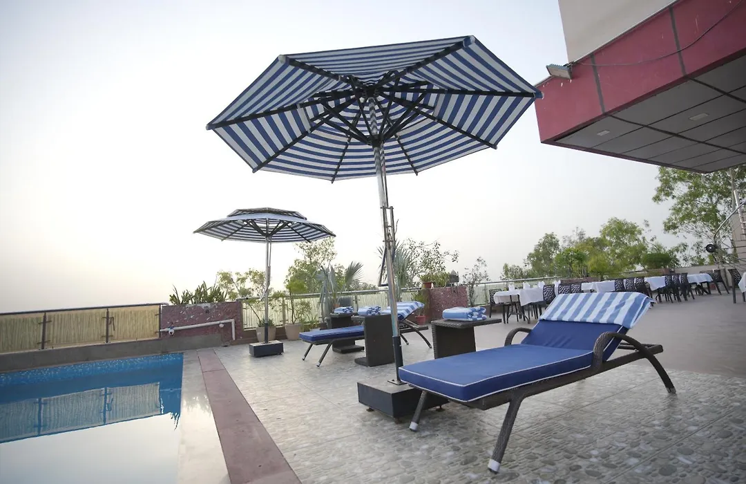 Hotel Atulyaa Taj-1