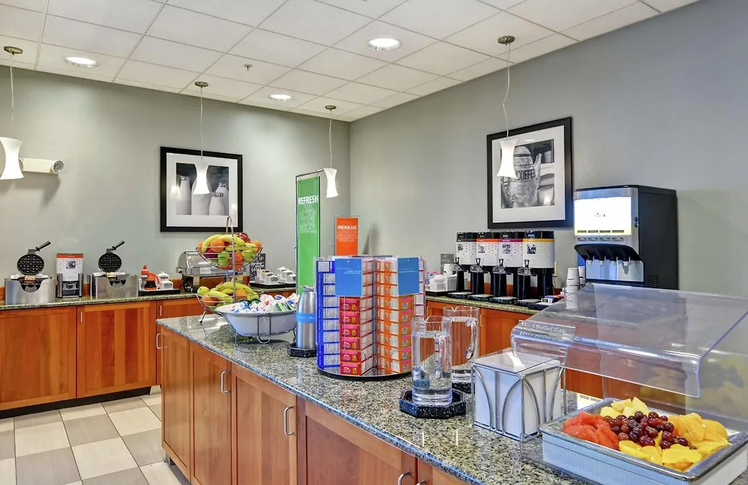 Hampton Inn Lewisburg-1