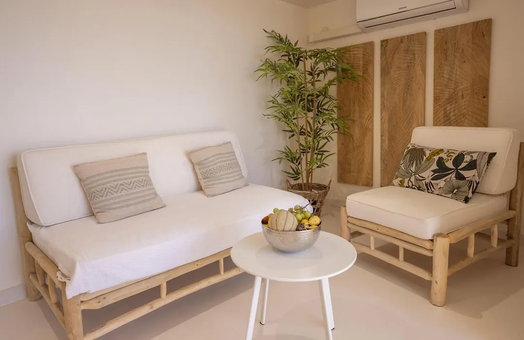 Les Suites Love 3 Spa Vue Mer Piscine-1