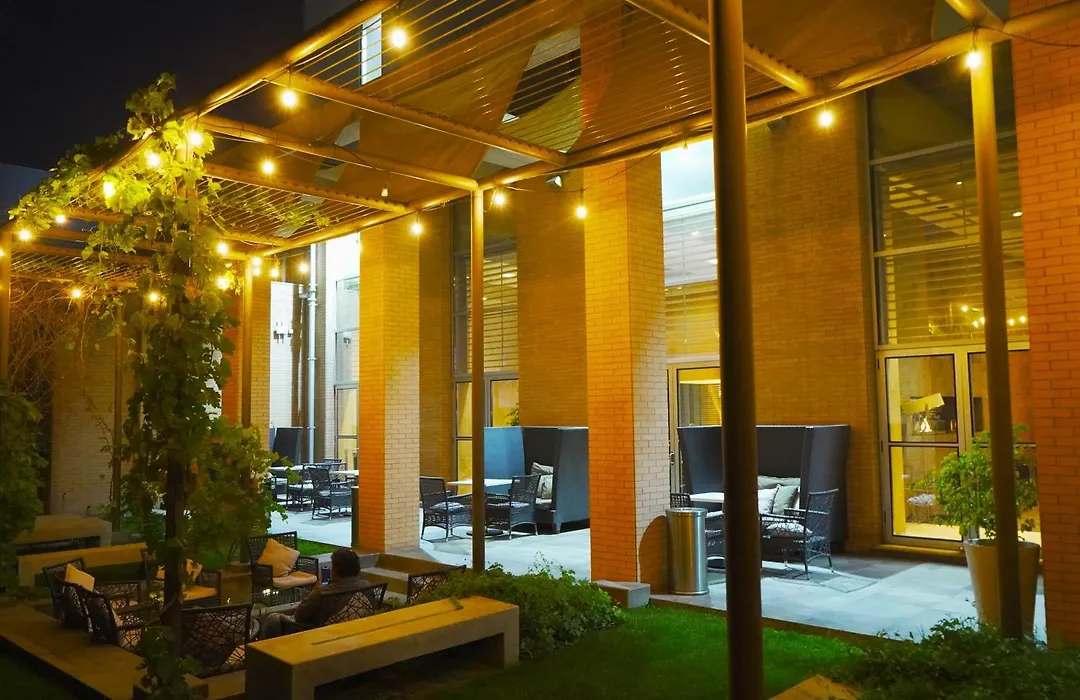 Hilton Garden Inn Santiago Airport-1