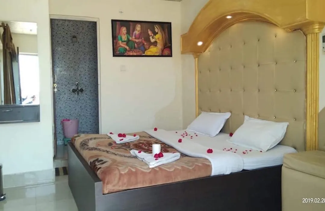 Saniya Palace-1