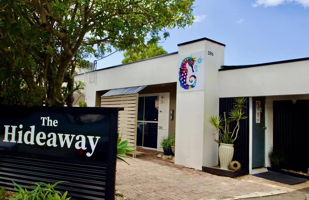 Hideaway Noosa Men Only Beach Resort-1