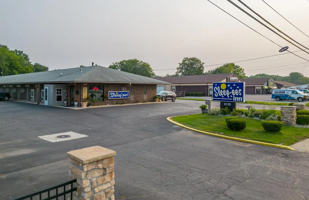 Sleep-Ees Inn, Saginaw & Frankenmuth-1