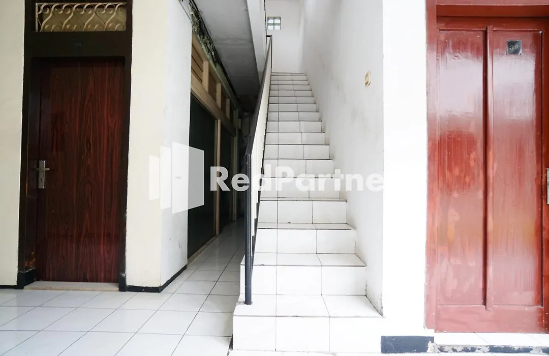 Hotel Borobudur Kemayoran Syariah Mitra Reddoorz-1