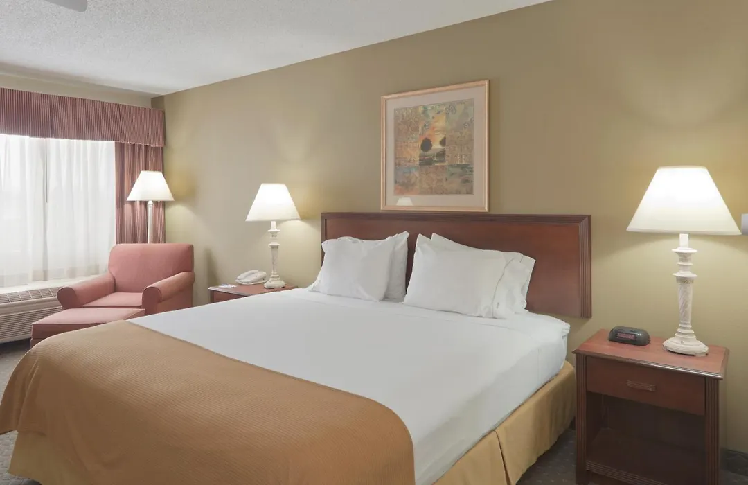 Holiday Inn Express Evansville - West By Ihg-1