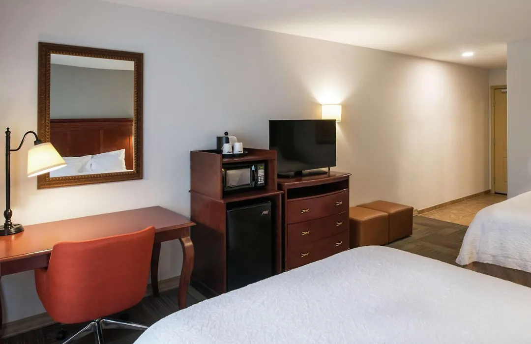Hampton Inn & Suites Rifle-1