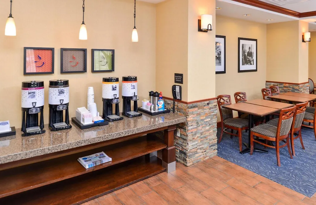 Hampton Inn Evanston-1