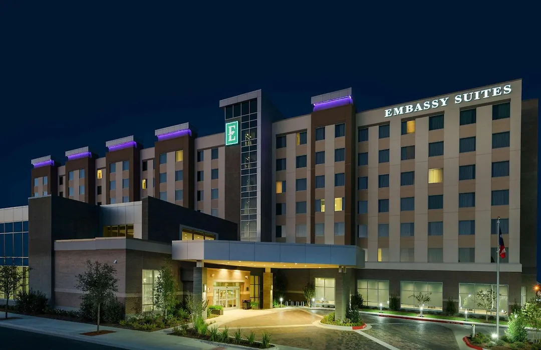 Embassy Suites By Hilton College Station-1