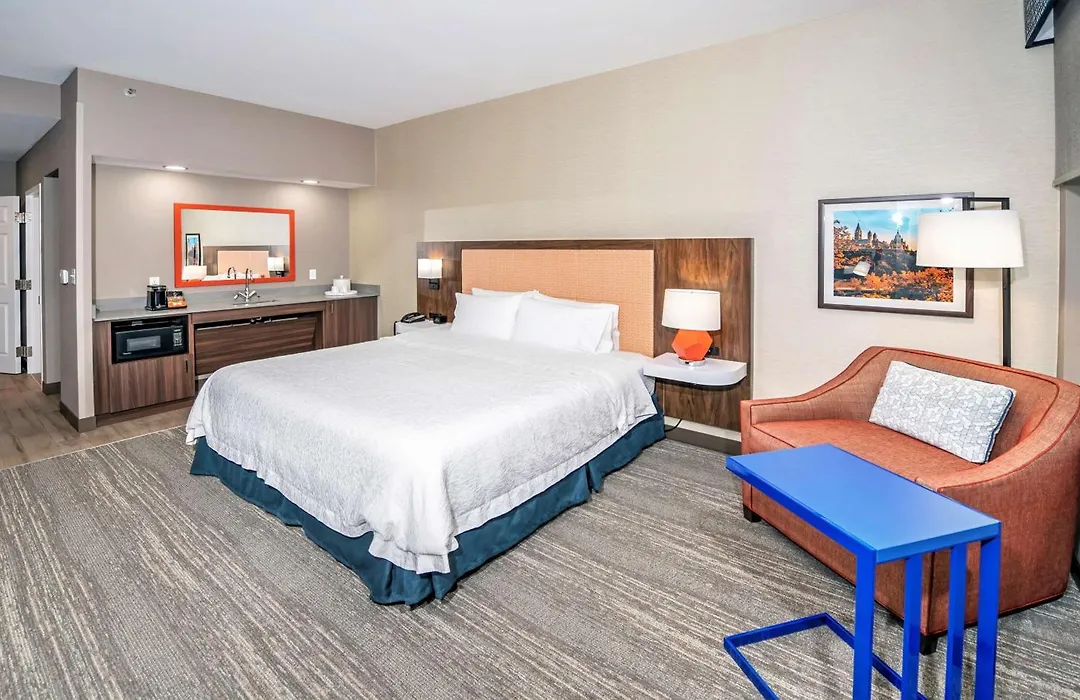 Hampton By Hilton Ottawa-1