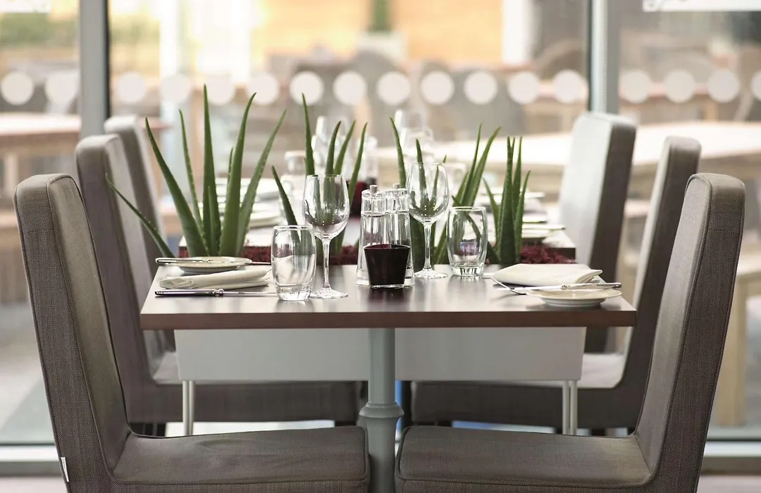 Radisson Blu Hotel East Midlands Airport-1