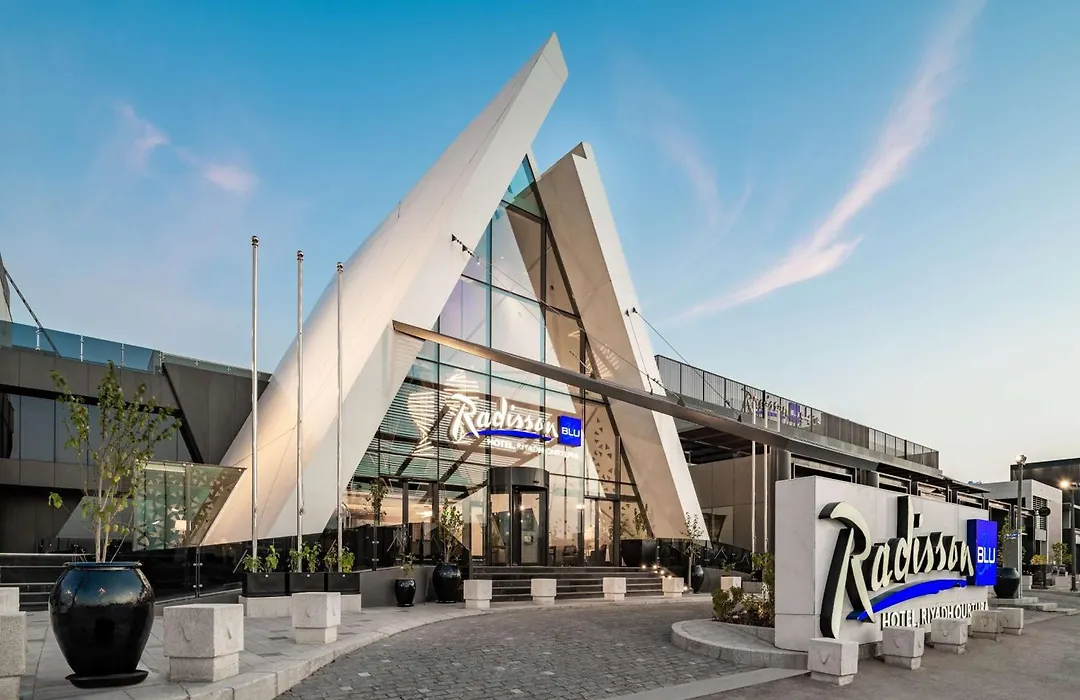 Radisson Blu Hotel Riyadh Qurtuba-1