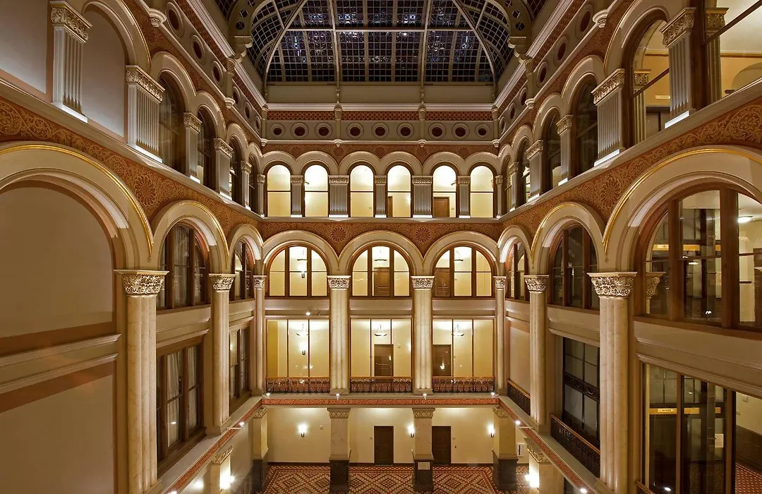 Hilton Garden Inn Milwaukee Downtown-1