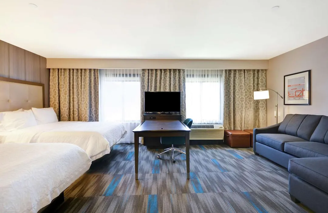 Hampton Inn & Suites Los Angeles Burbank Airport-1