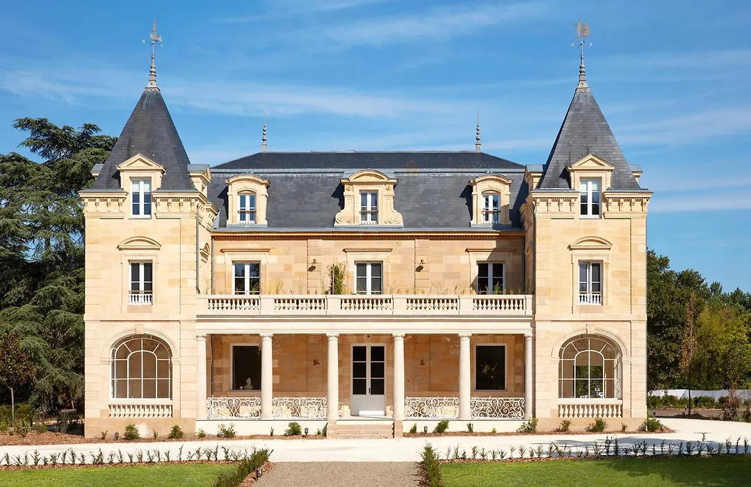 Chateau Leognan, Domaine Viticole - Proche Bordeaux-1