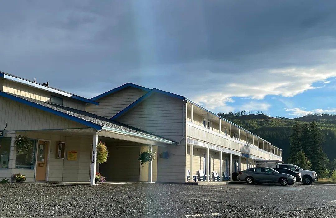 Y-5 Motel-1