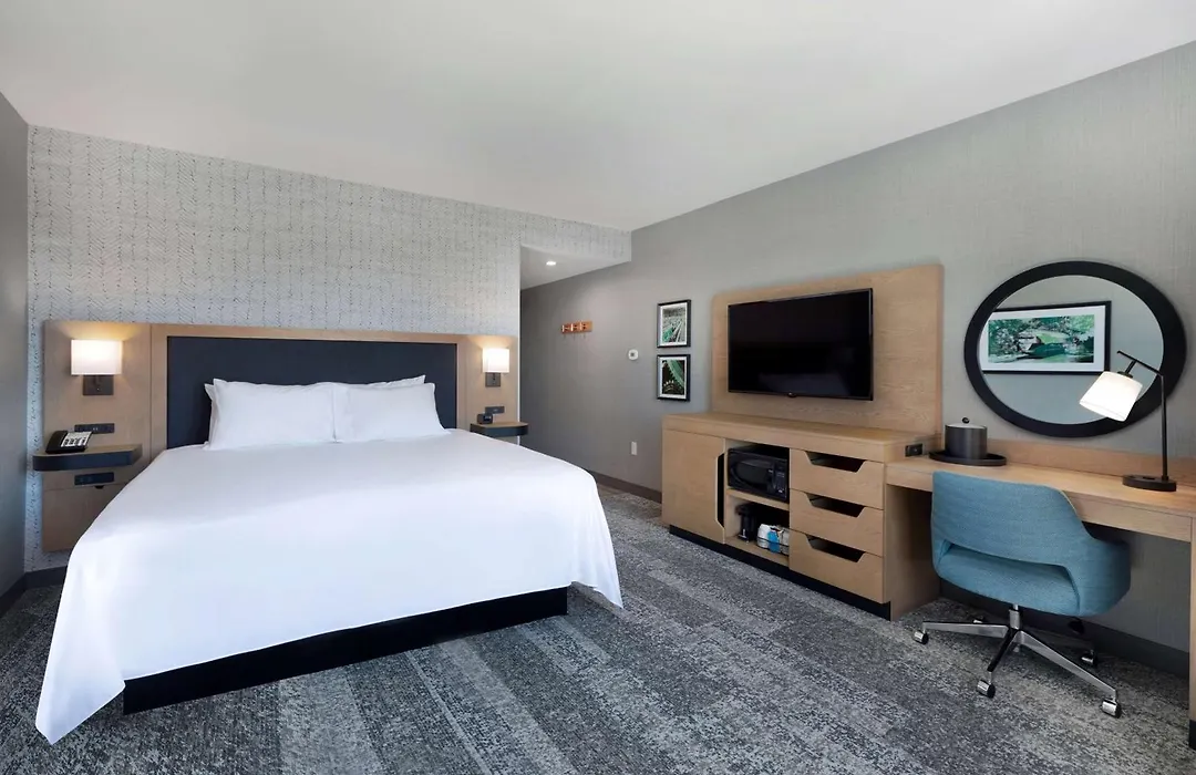 Hampton Inn & Suites Watertown Boston, Ma-1