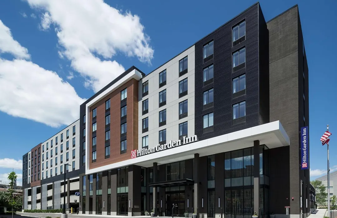 Hilton Garden Inn Madison Downtown, Wi-1