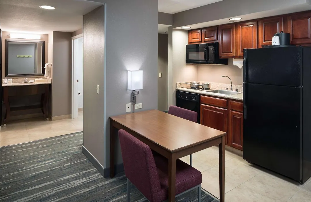 Hampton Inn & Suites Chicago North Shore-1