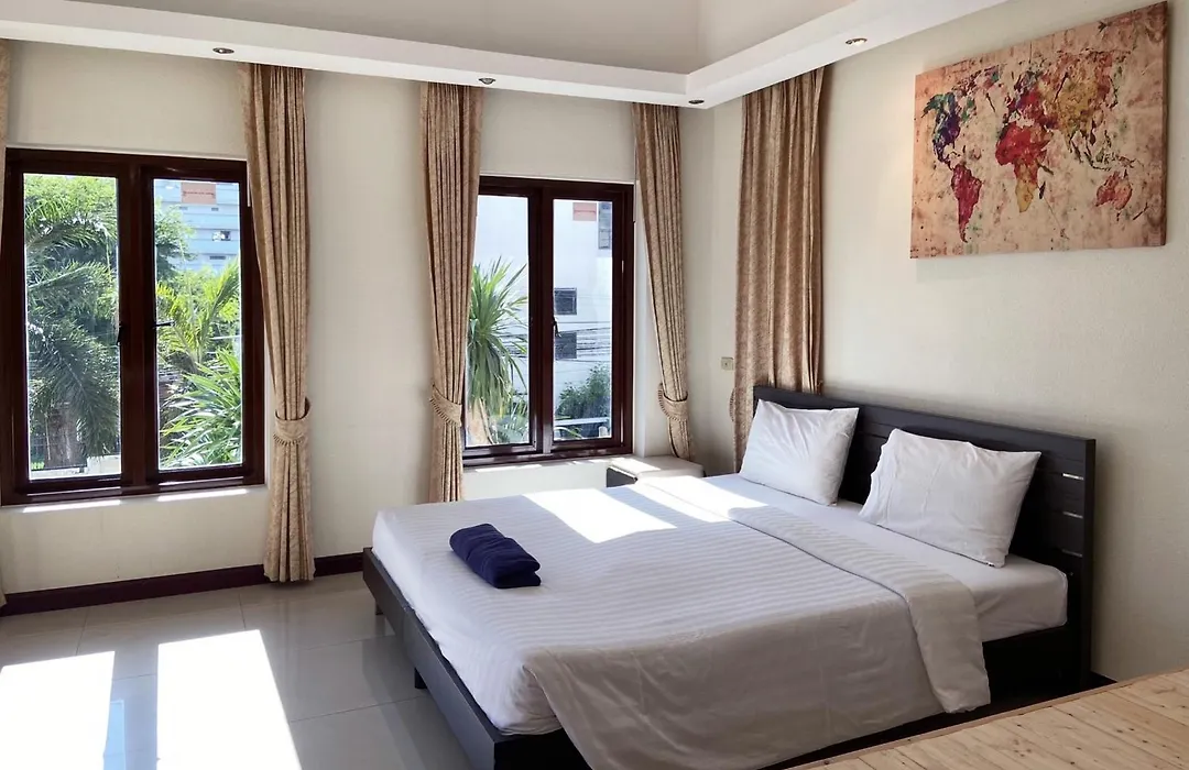 Blooming Hill Boutique Suites-1