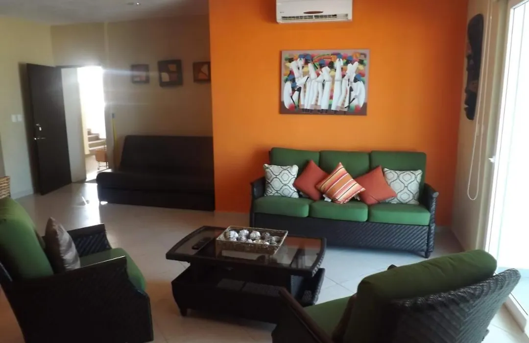 Carasol Villas Y Suites Privadas-1