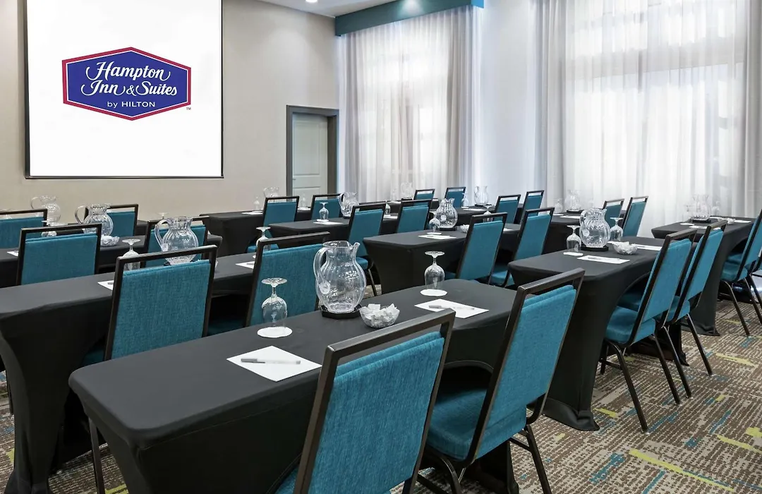 Hampton Inn & Suites Orlando Airport At Gateway Village-1