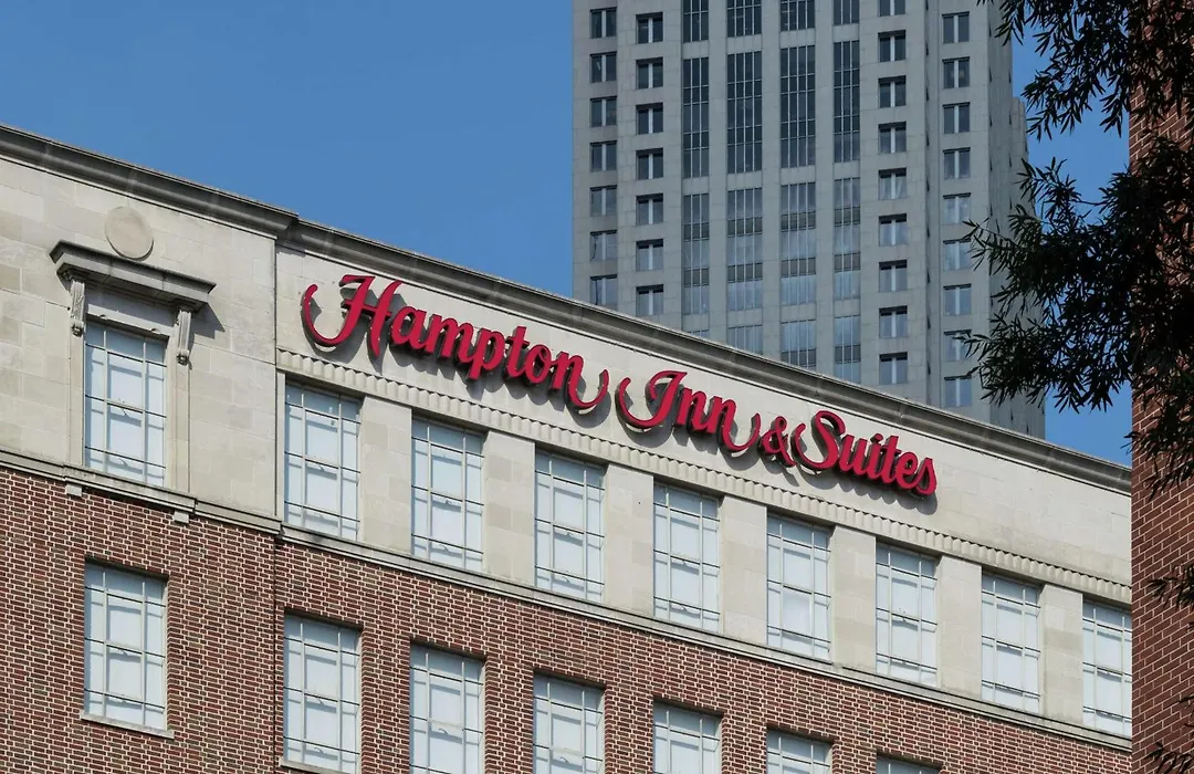 Hampton Inn & Suites Atlanta-Downtown-1