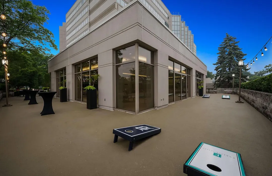 Embassy Suites By Hilton Detroit Troy Auburn Hills-1