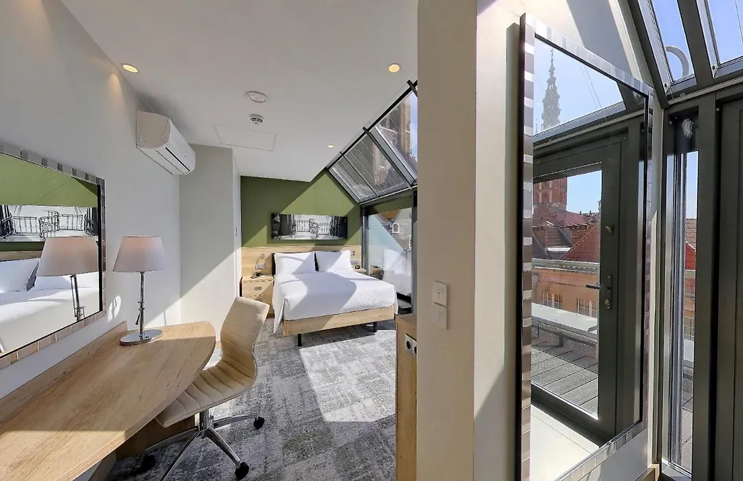 Hampton By Hilton Gdansk Old Town-1