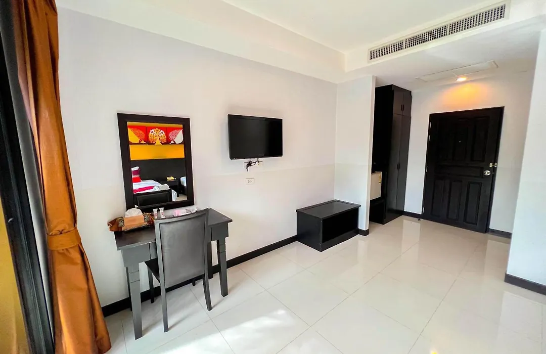 Naiyang Beach Hotel Sha Plus-1