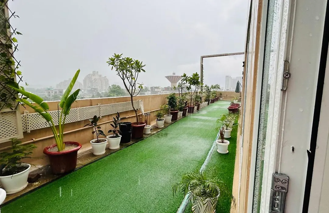 Amahi Inn I Signature Towers-1
