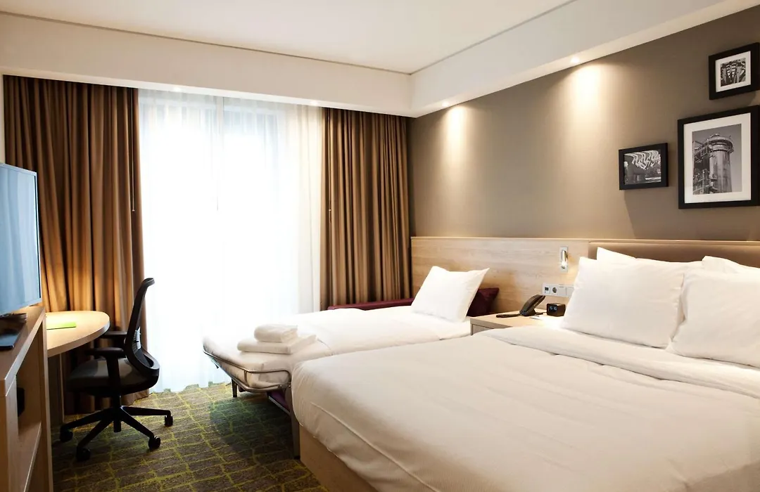 Hampton By Hilton Dortmund Phoenix See-1