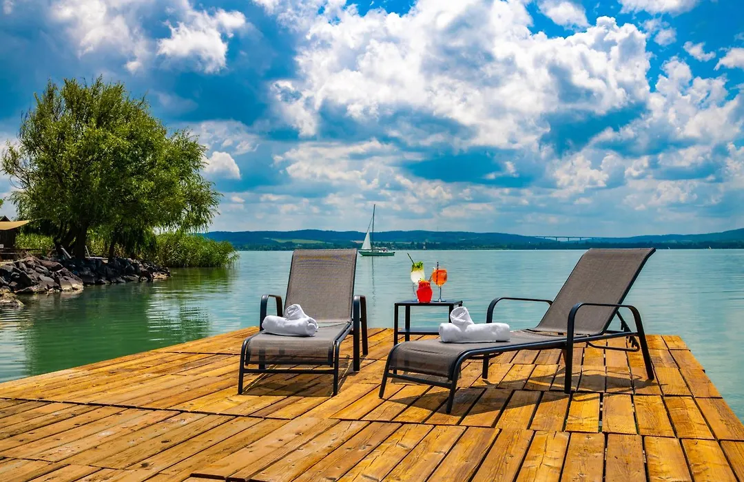 Tihany Yacht Club-1